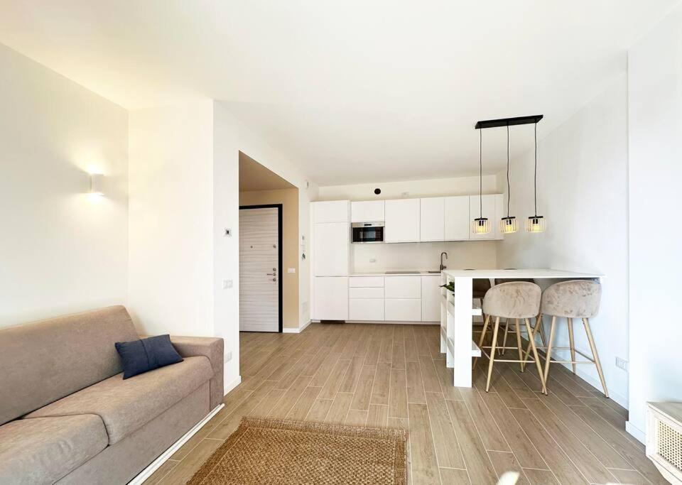 Scandinavian House-Milan City Centre Διαμέρισμα Εξωτερικό φωτογραφία